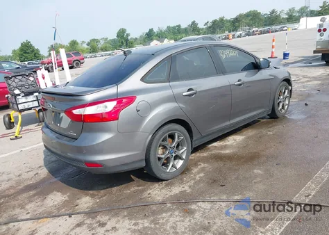 2013 Ford Focus Se z USA, uszkodzony, nr VIN 1FADP3F25DL114125
